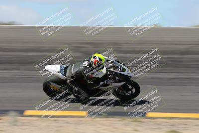 media/Apr-05-2024-Apex Assassins-CVMA Friday Practice (Fri) [[ee2ef04f2b]]/3-Racer 2/Session 3 (Bowl Speed Pans)/
